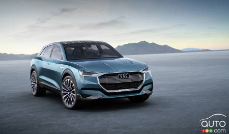 Frankfurt 2015: Audi e-tron quattro concept world premiere